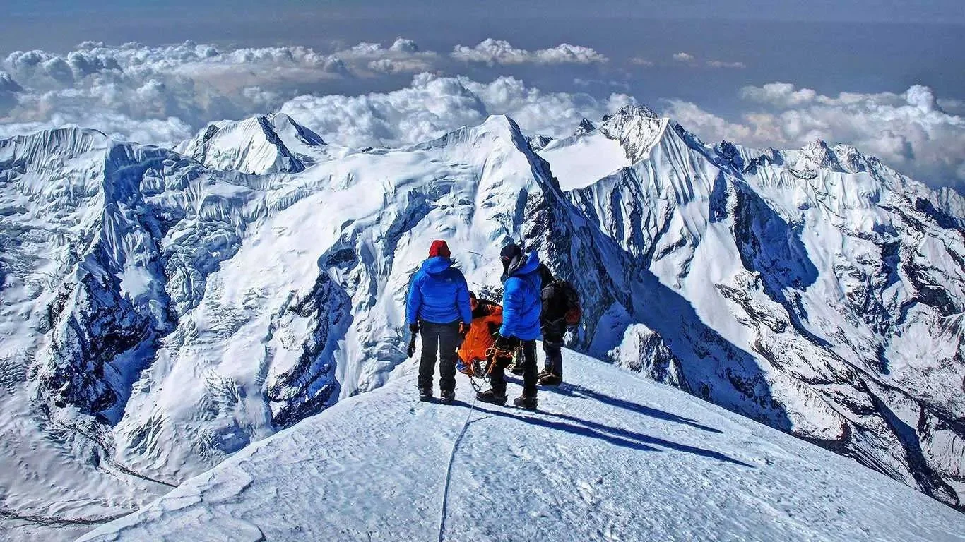Asia Sustainable Travel_Mera Peak.jpeg