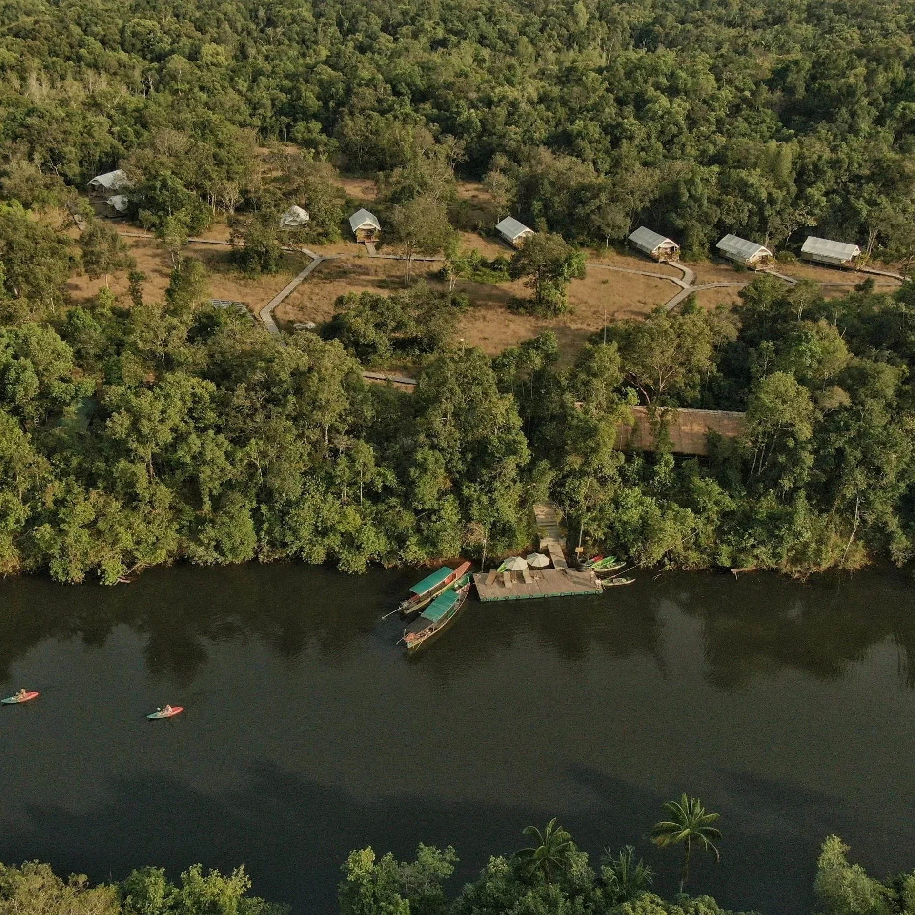 Is Triple Win Possible? Guests Return, People Prosper, Nature Thrives