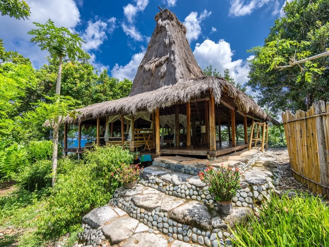 Asia Sustainable Travel_Ngalung Kalla_Cabin.jpg