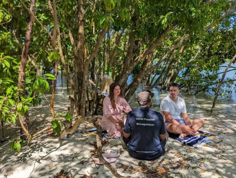 asia-sustainable-travel-secret-paradise-maldives-guest-participation-sustainability..jpg