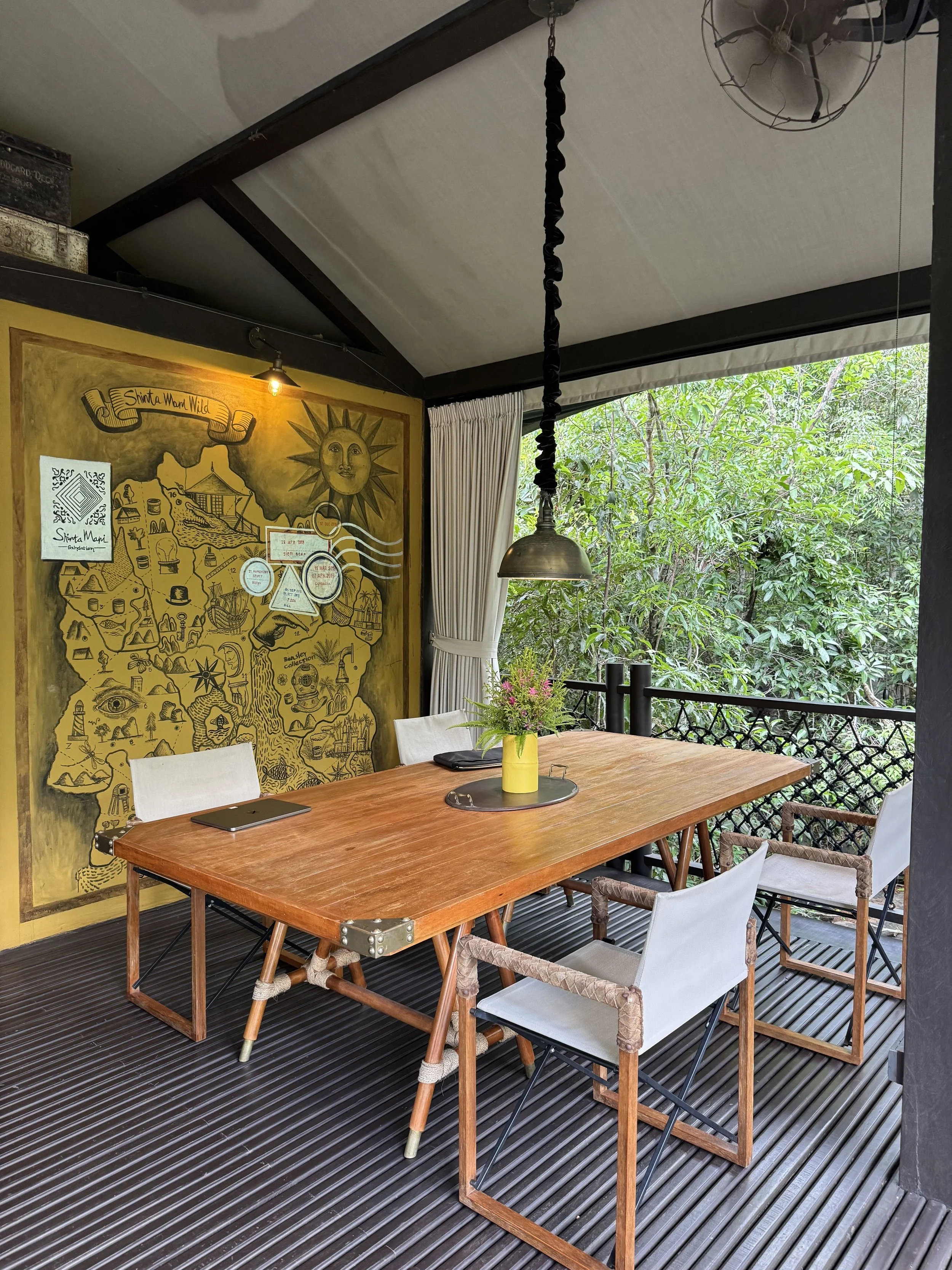 Dining Room.jpg