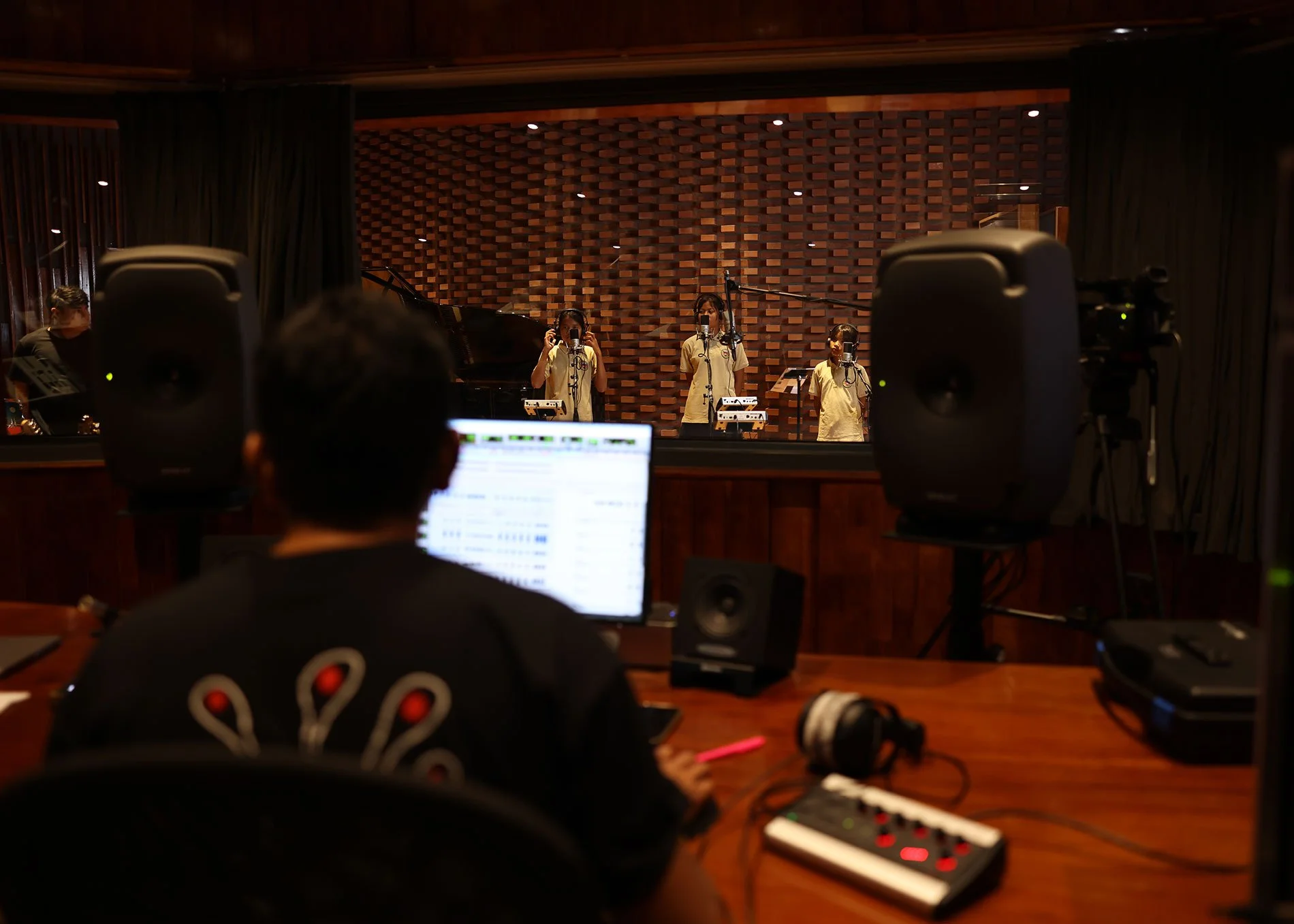 Studio.jpg