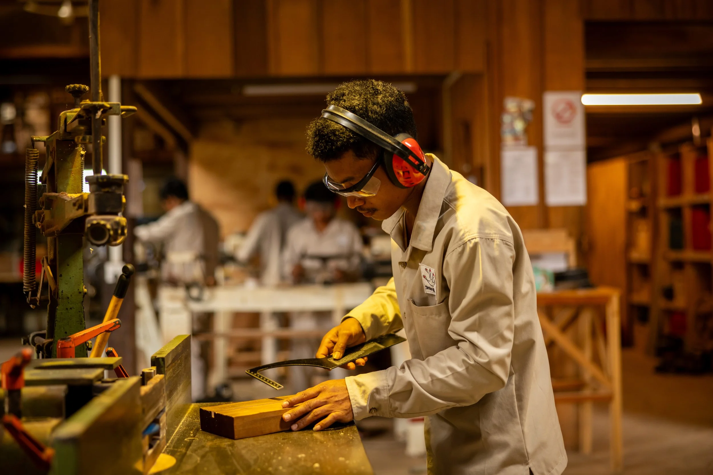 Smiling Gecko – Carpentry_1.jpg