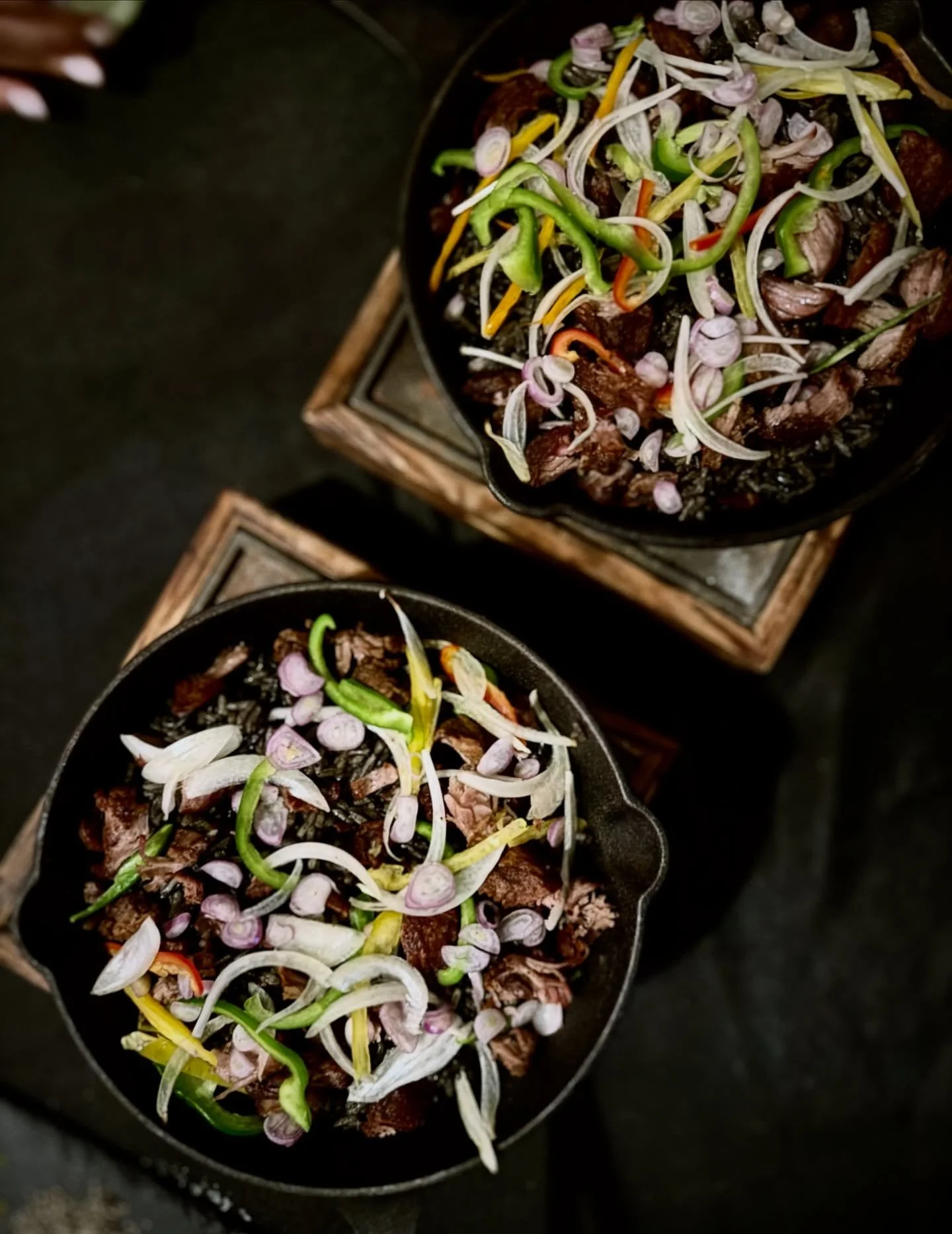 A classic, reimagined.
Griot, djondjon, and that perfect socarrat, served hot, bold, and unapologetically Haitian.
Gratin like we like it. 
Crispy. Smoky. Flavorful.

#HaitiBites #LeBistro #Djondjon #Griot #Gratin