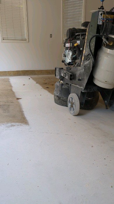 This garage turned out fantastic.
Forgot a clip to show us rolling out the epoxy. Next time!
#epoxy #epoxyflooring #flooring #flooringideas #flooringinstallation #flooringdesign #flooringexperts #modernhome #landscape #indiana #chicagoland #nort