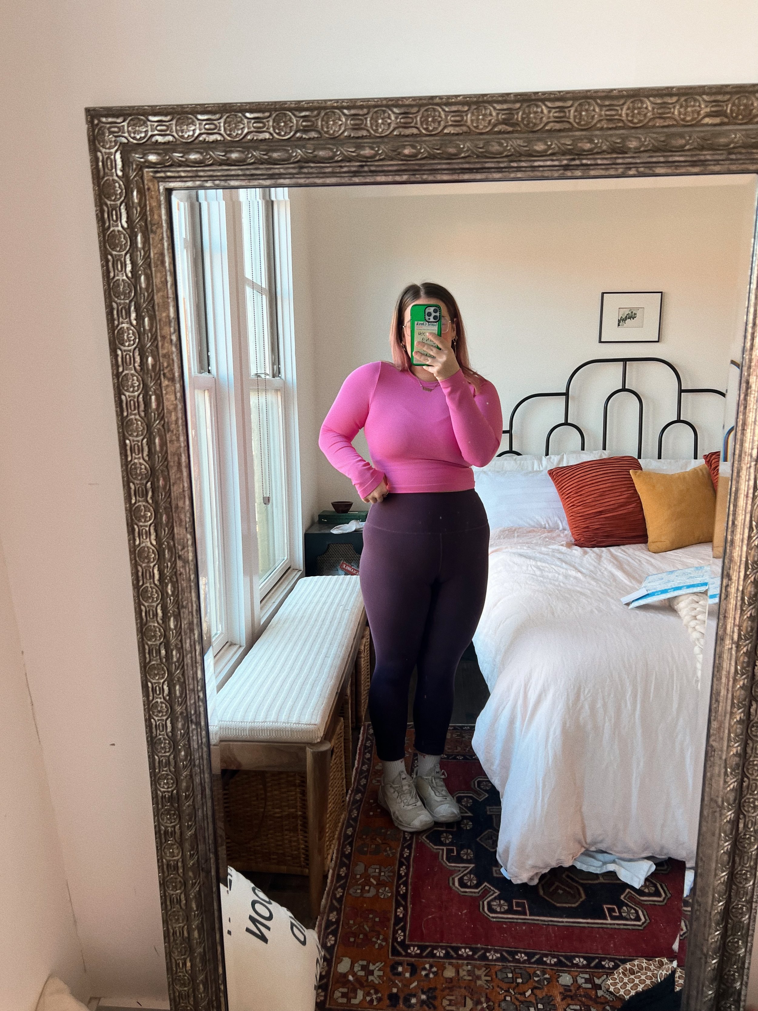 How to Dress When You’re Top-Heavy