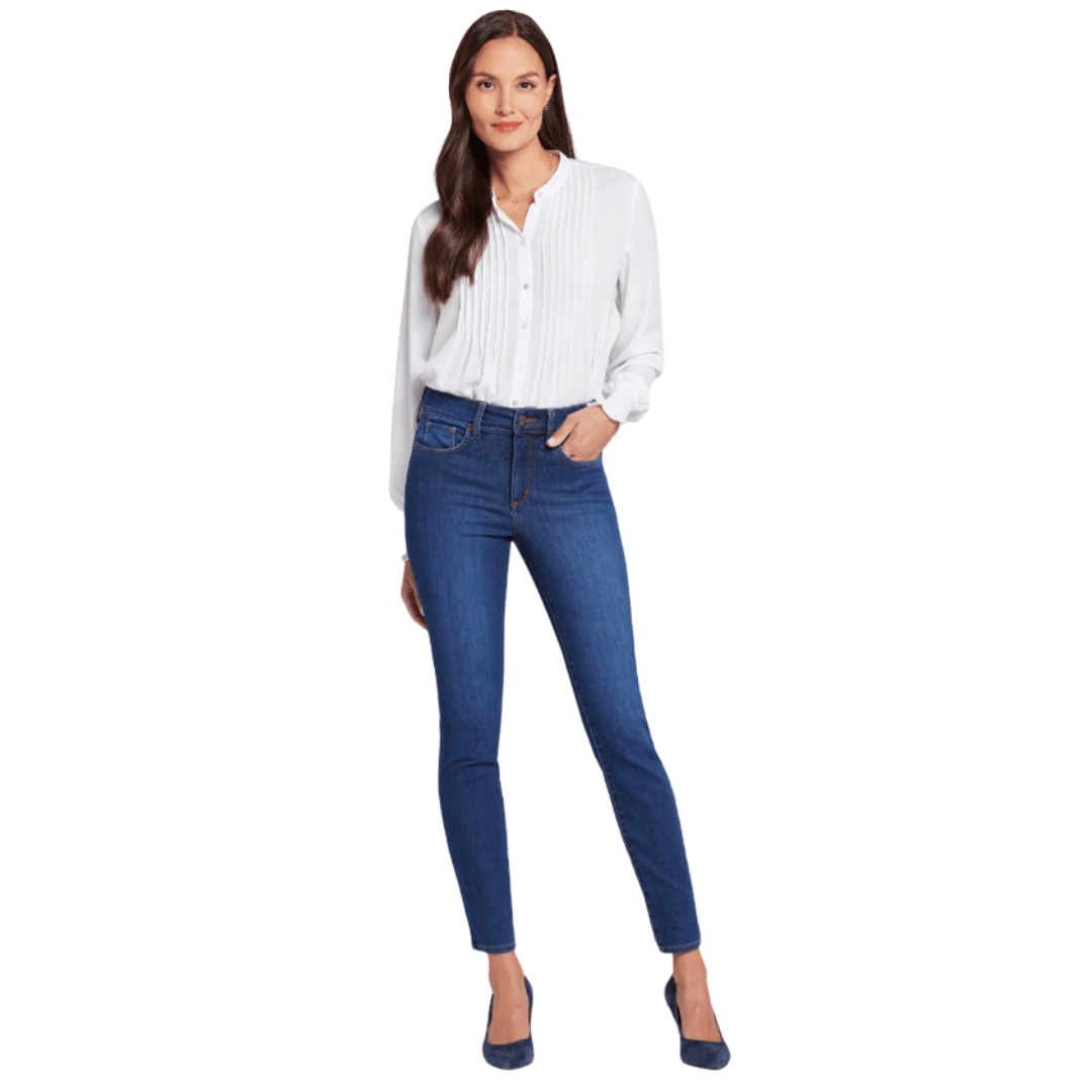 Find Your Perfect Fit The Best Jeans for Hourglass Figure — Autum Love