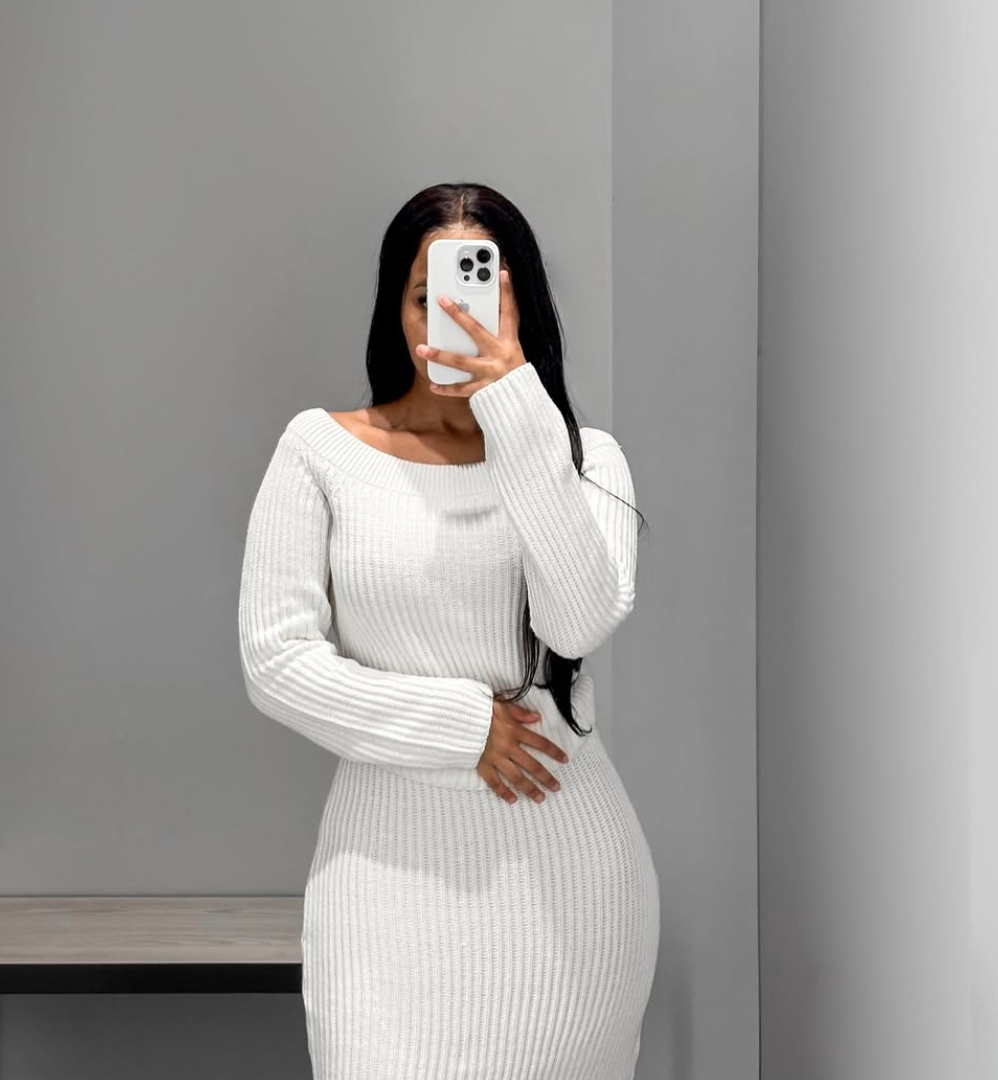 What to Actually Wear to Thanksgiving Dinner (That’s Cute AND Comfy)