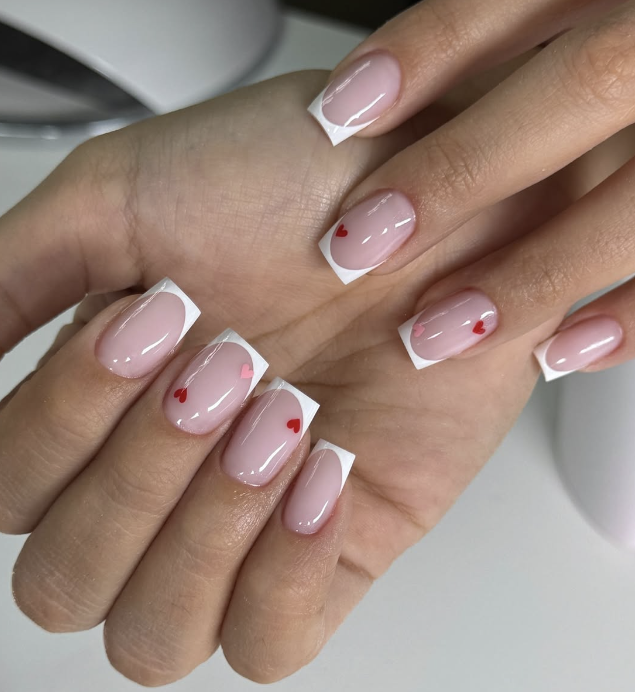 Work-Friendly Valentine’s Day Nail Idea