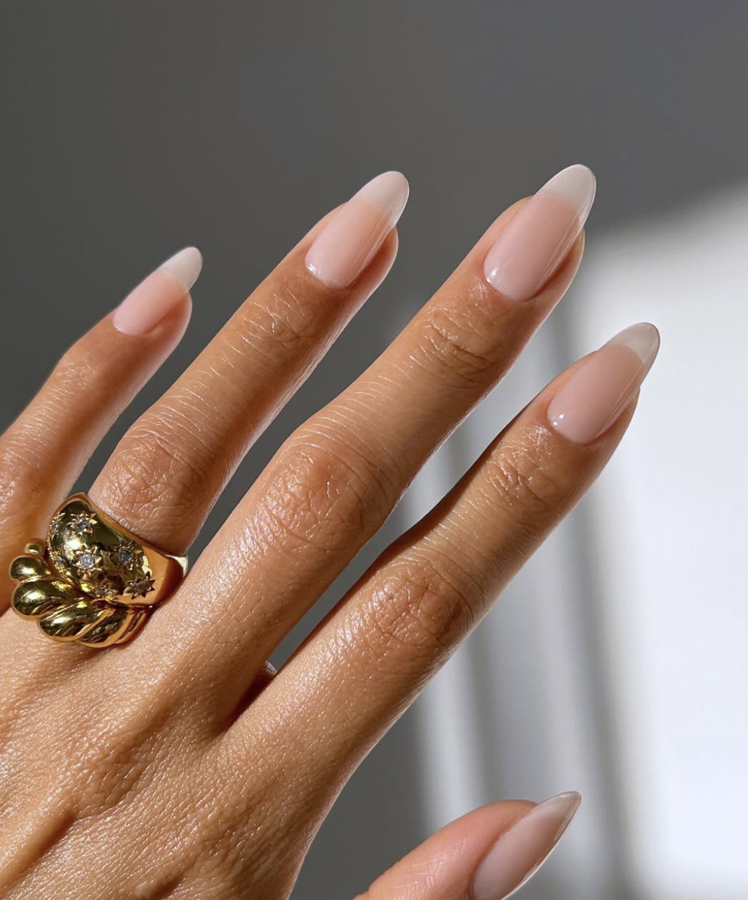 2026 nail trends: Clean girl aesthetic pinky nails with a sheer, polished finish for a natural look