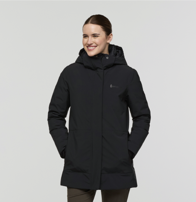Black Cotopaxi Calidez hooded down parka