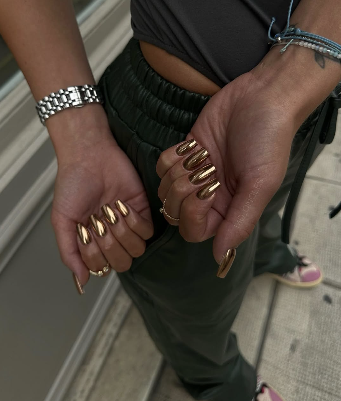 Bronze glazed nails manicure for the summer-to-fall transition