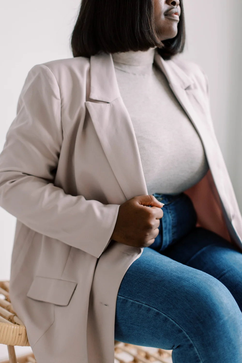The Best Jeans To Wear If You Have Belly Fat: A Comprehensive Guide