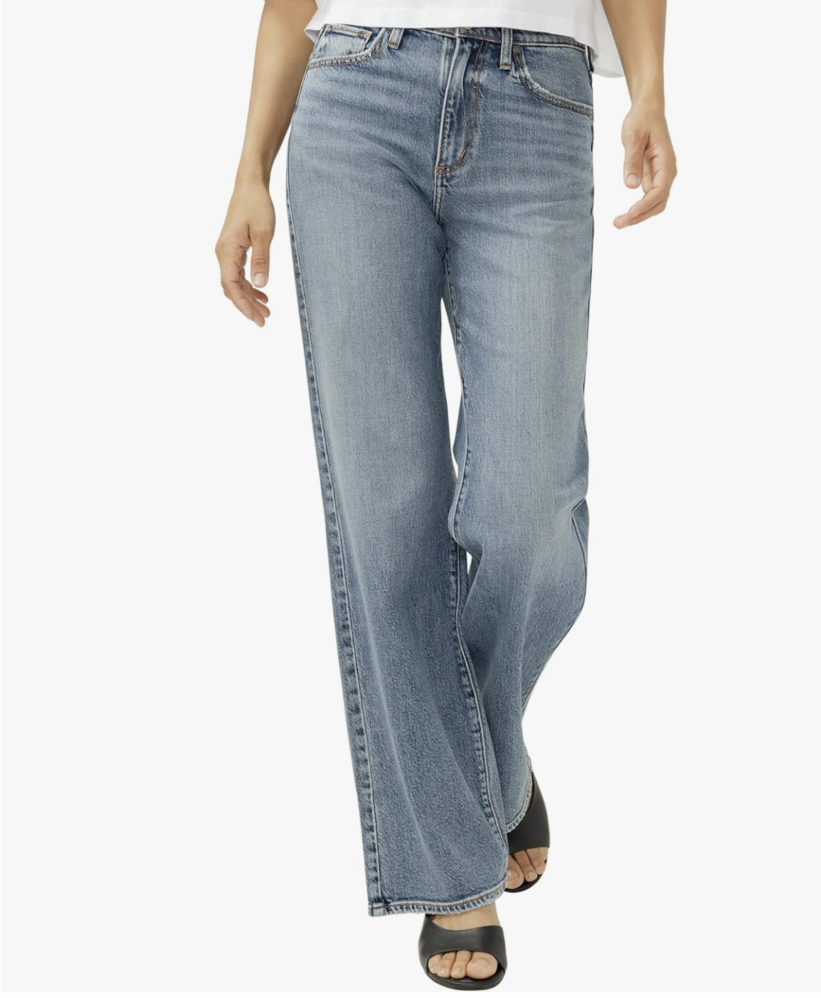 Premium 100% cotton vintage-style mom jeans with a high-waisted, tapered leg fit.
