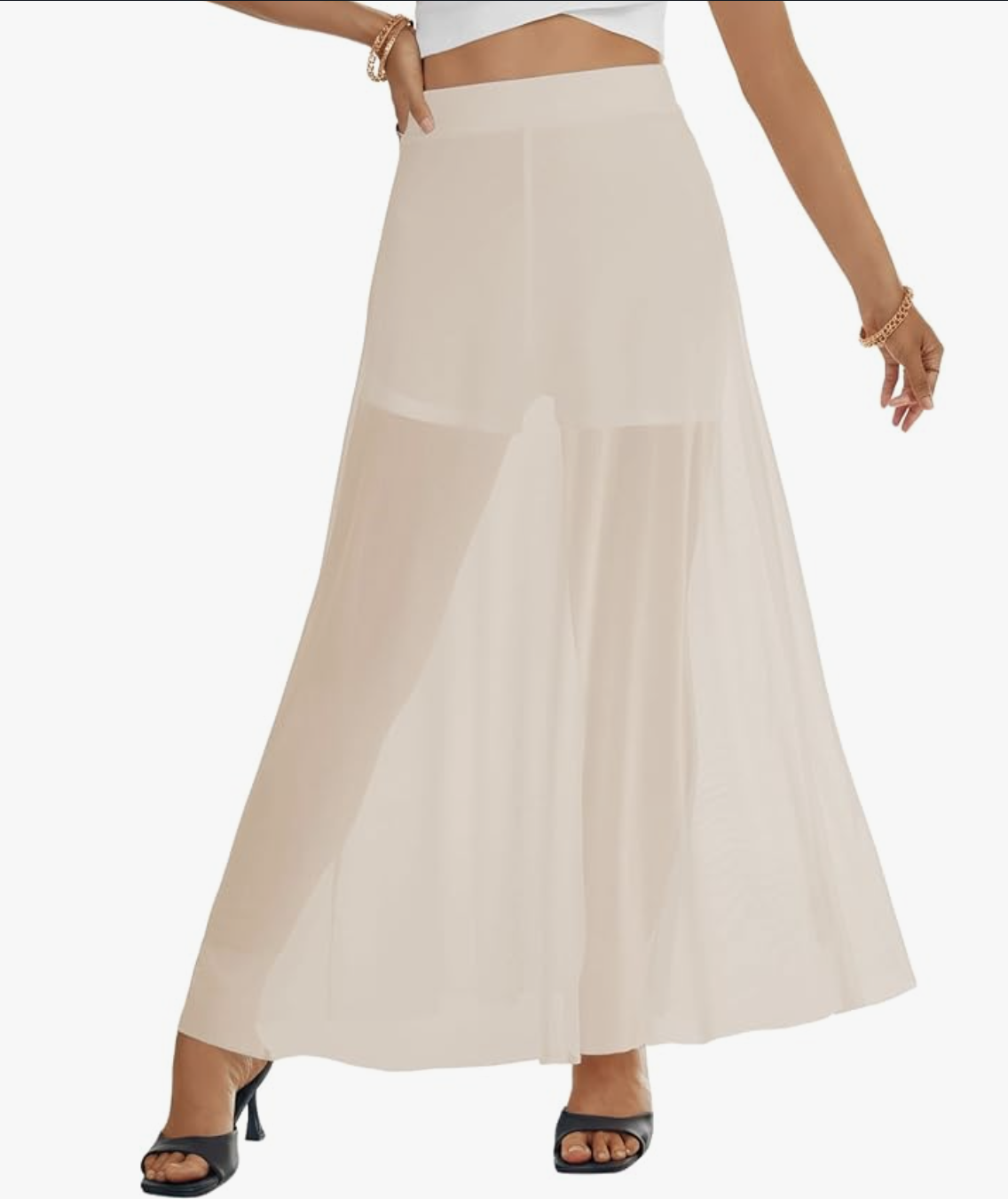 Professional traveler's pick: the Amazon Square Neck Sleeveless Double-Layer Tank in white, featuring a smooth, double-lined fabric that stays wrinkle-free and opaque for spring travel.