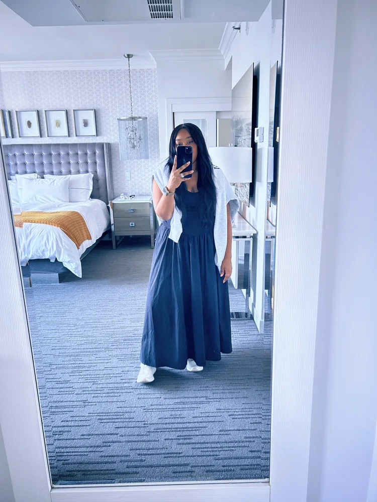 Taking daily outfit photos
