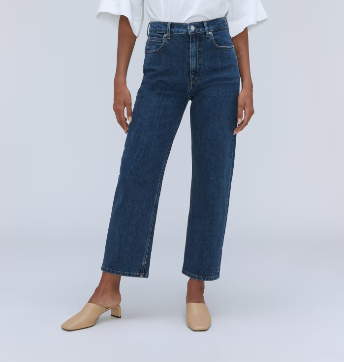 10 Best Jeans for Inverted Triangle Body Shapes: The Ultimate Guide — Autum  Love