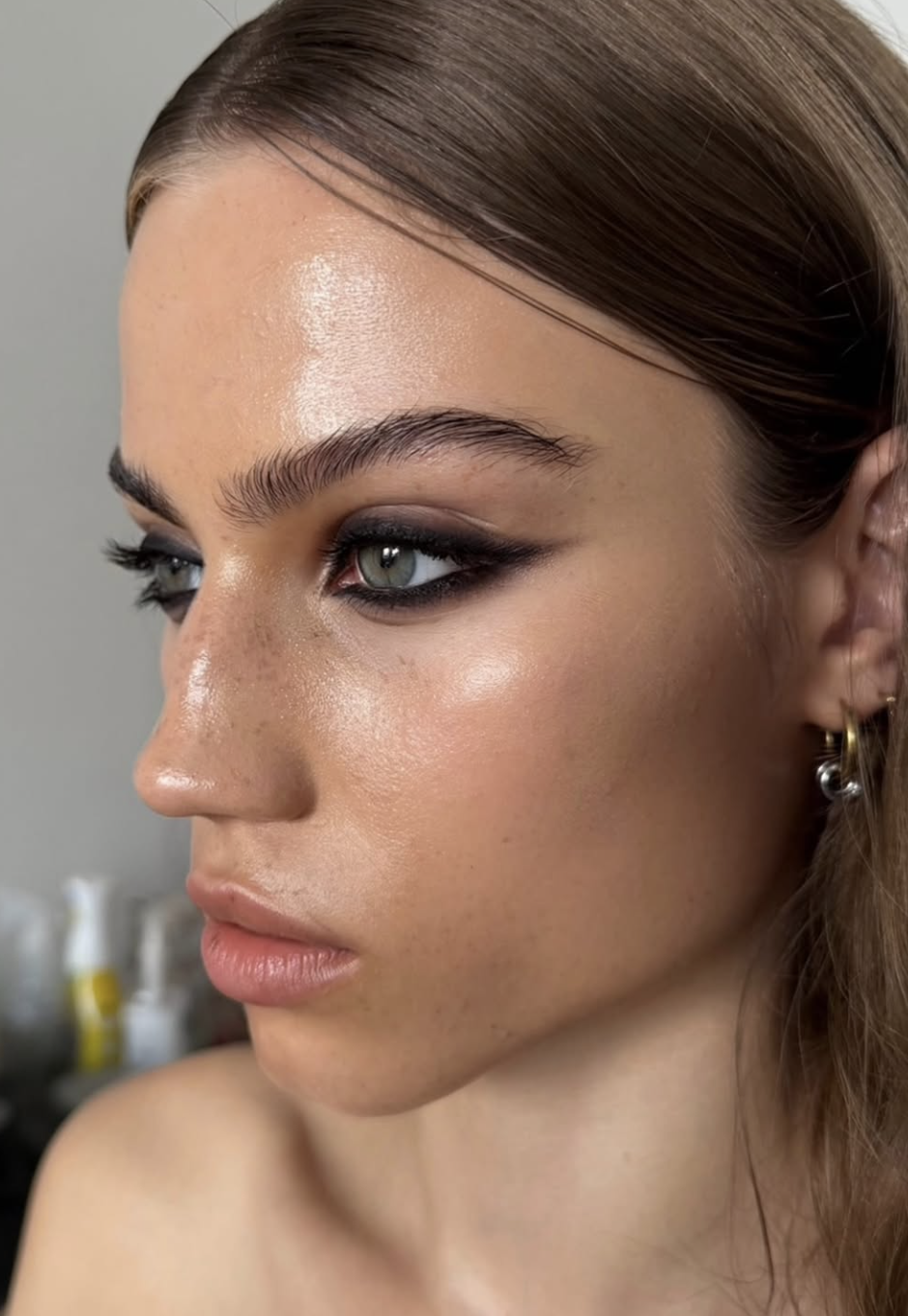 Soft smudged black eyeliner inspired by Fall 2026 runways
