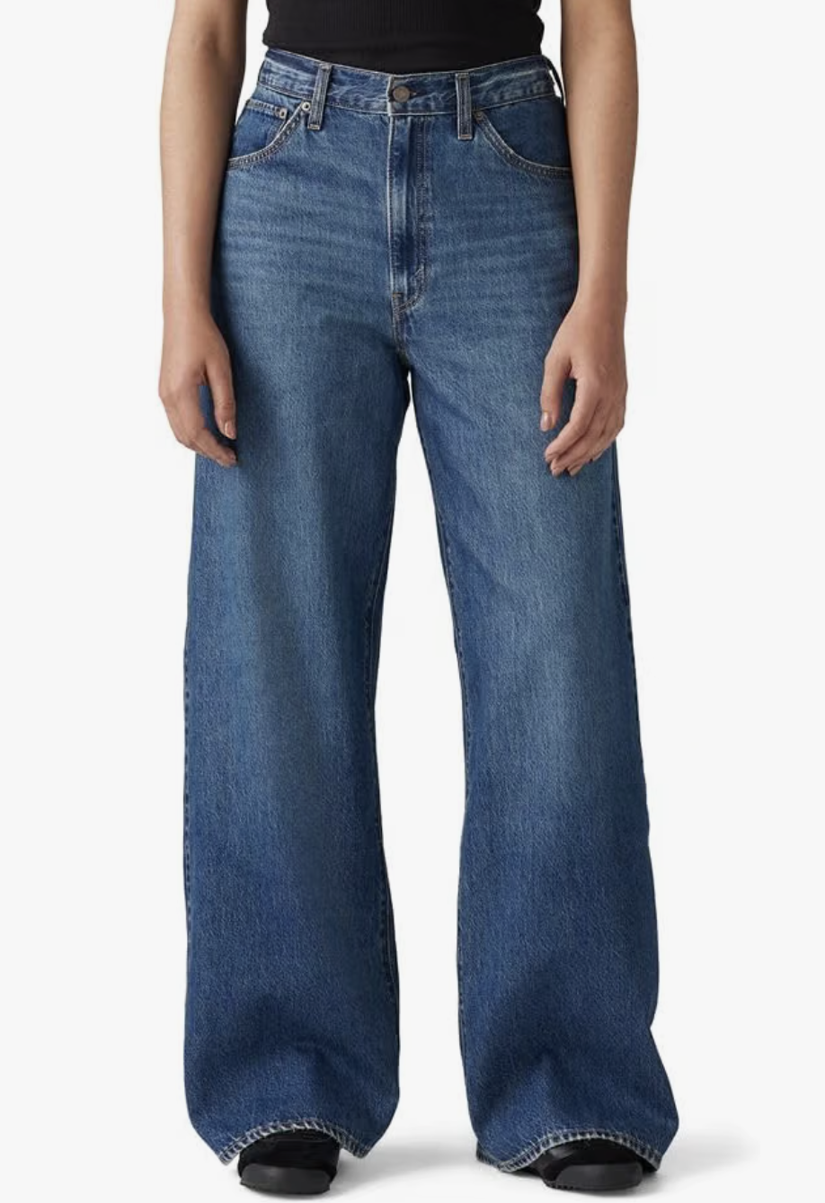 Levi’s Cinch Baggy jeans in the Chasing Dreams blue wash