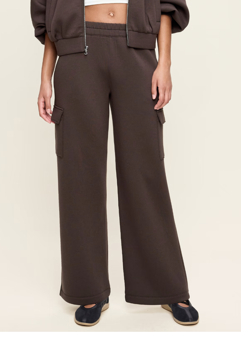 Old Navy High-Waisted Bounce Fleece Wide-Leg Cargo Sweatpants in chocolate brown, studio product photo
