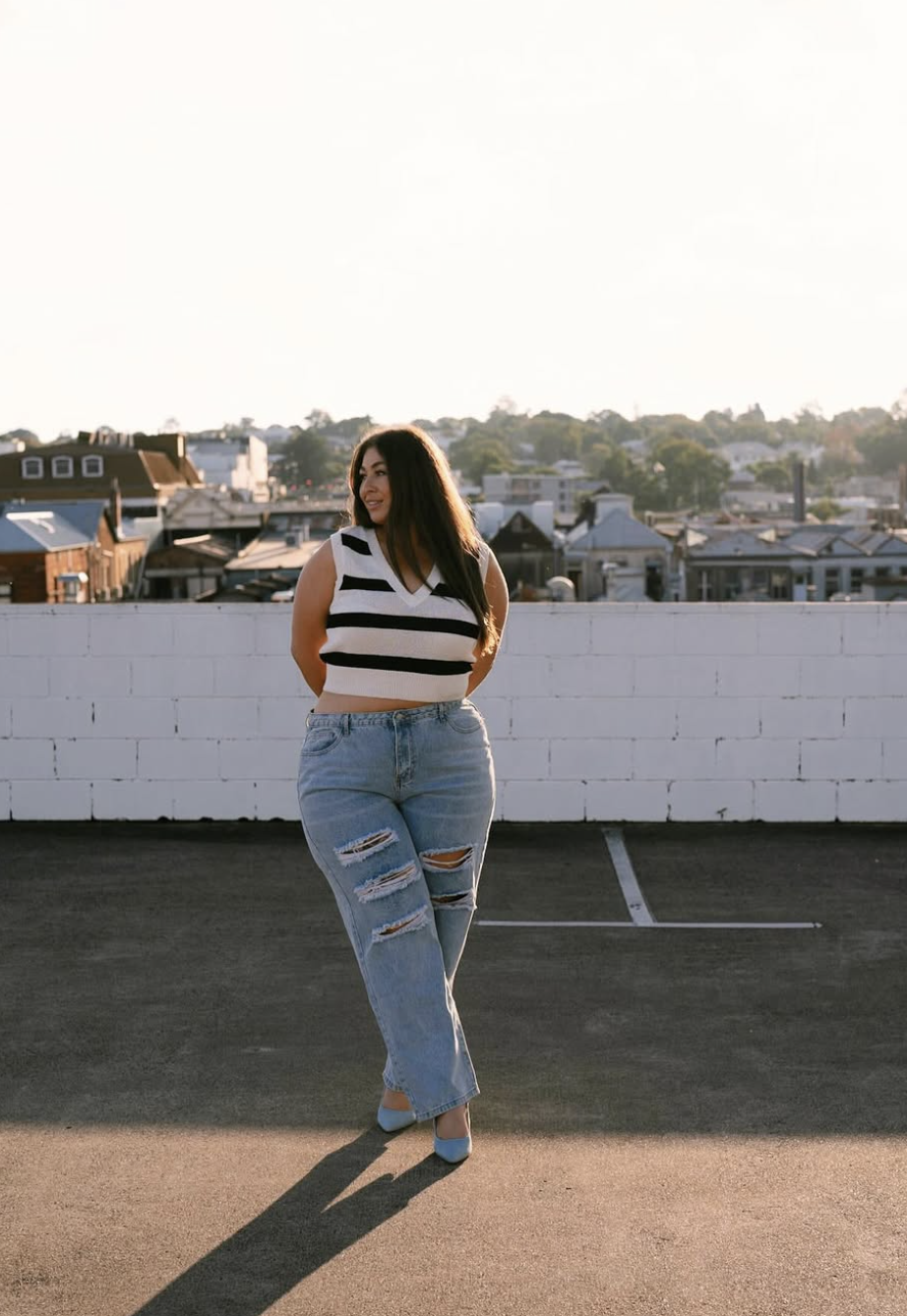 Apple shape: mid-rise slim-straight jeans styled for fall, featured in an Autum Love guide
