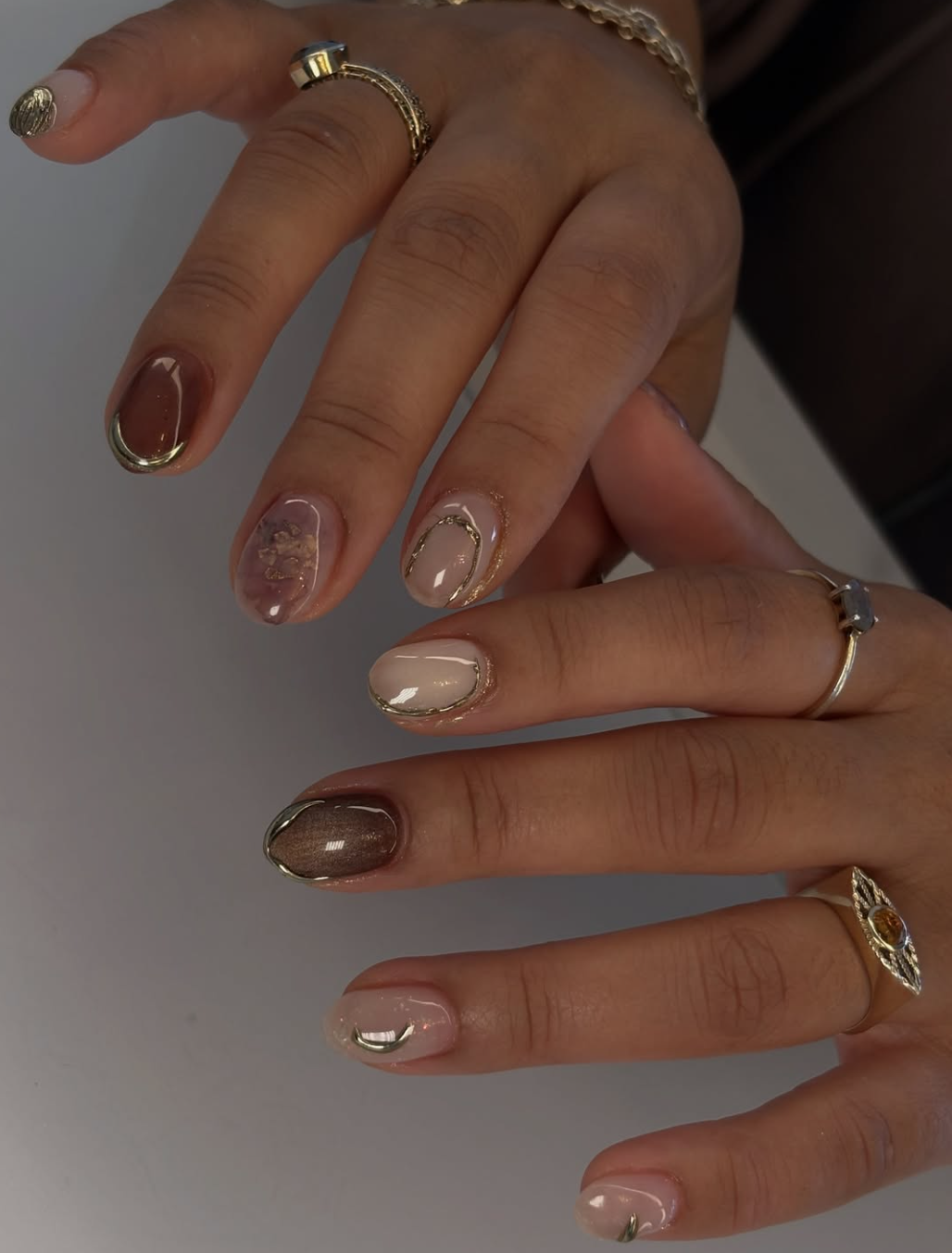 chocolate brown minimalist nails