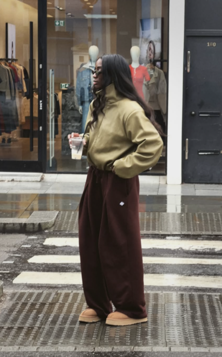 Classic Minis with leggings and a wool coat styled for fall, featured in an Autum Love guide