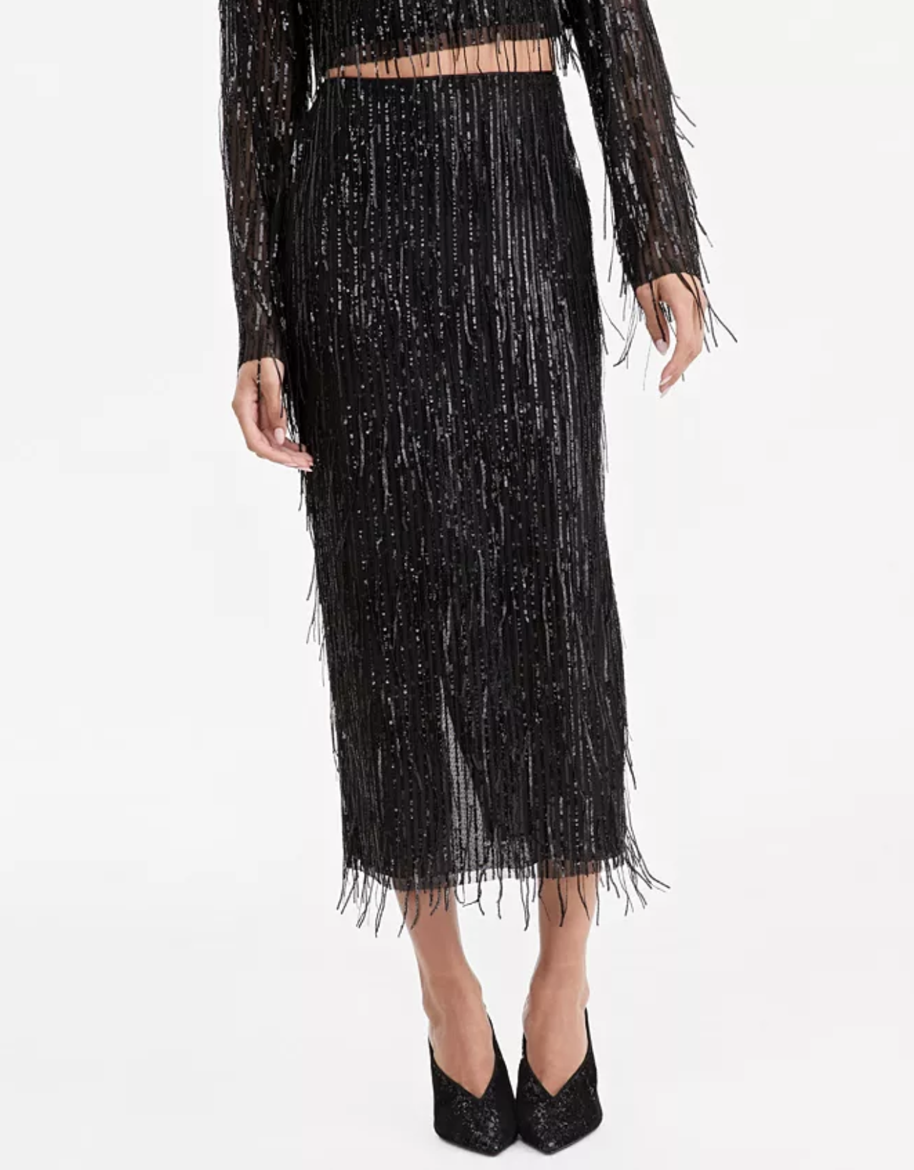Black sequin skirt outfit