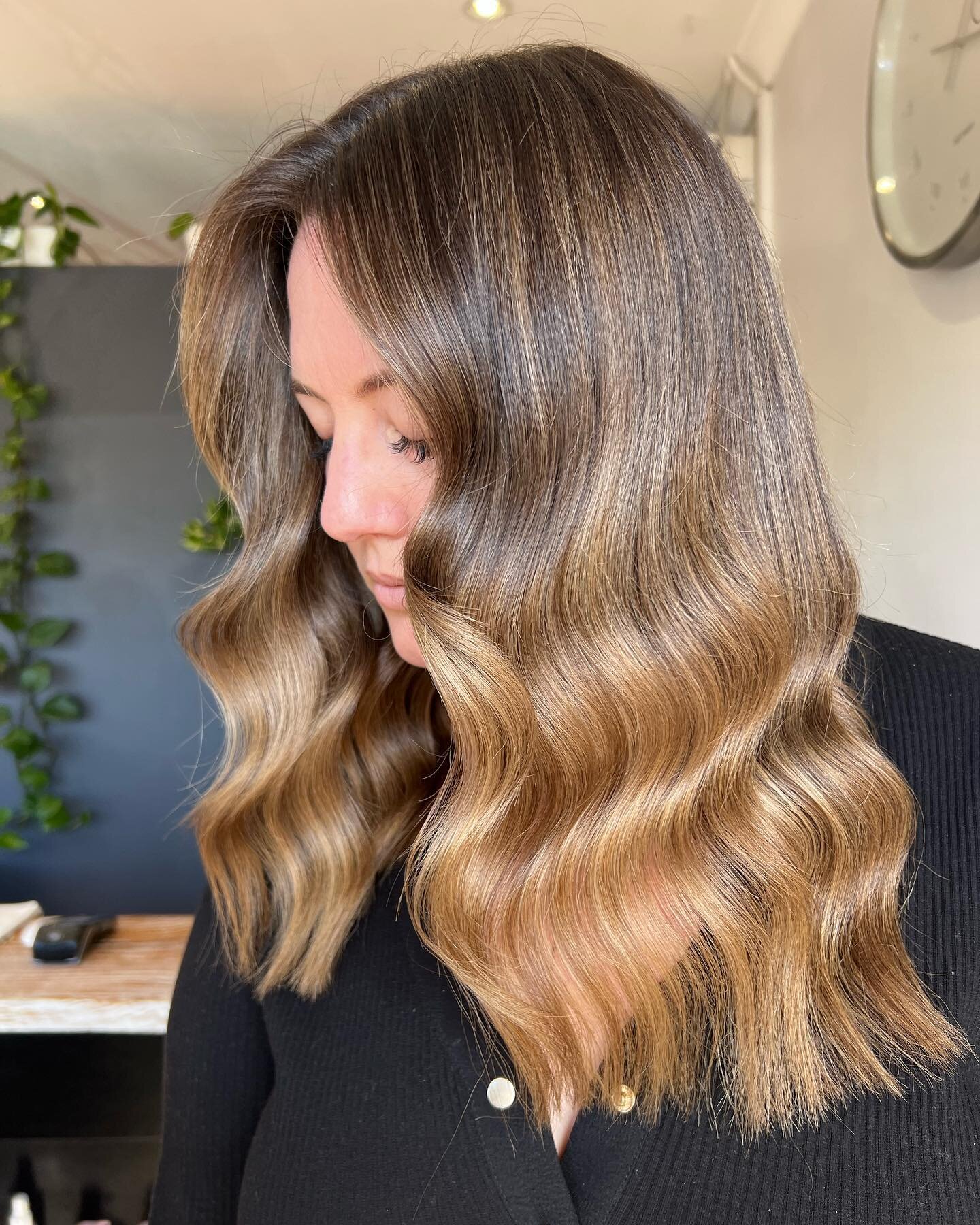 It&rsquo;s so nice to be back in the salon and creating hair transformations like this, the power of a full head of lowlights, no lightener required for this look! #🤩✨ #hairtransformation #perthhair #lowlights #livedinbrown