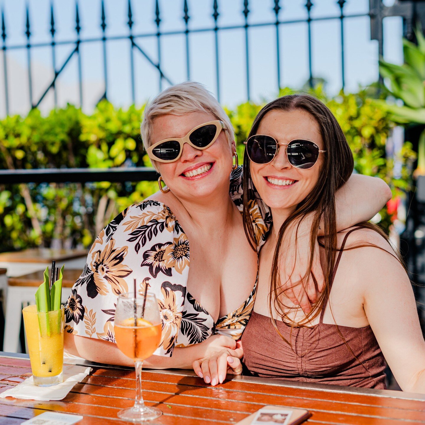 Mondays are never a drag at Cruise Bar ☀️

▶️ $18 chicken parmis all day
▶️ $8 house spirits from 4pm
▶️ Happy hour 4-6pm