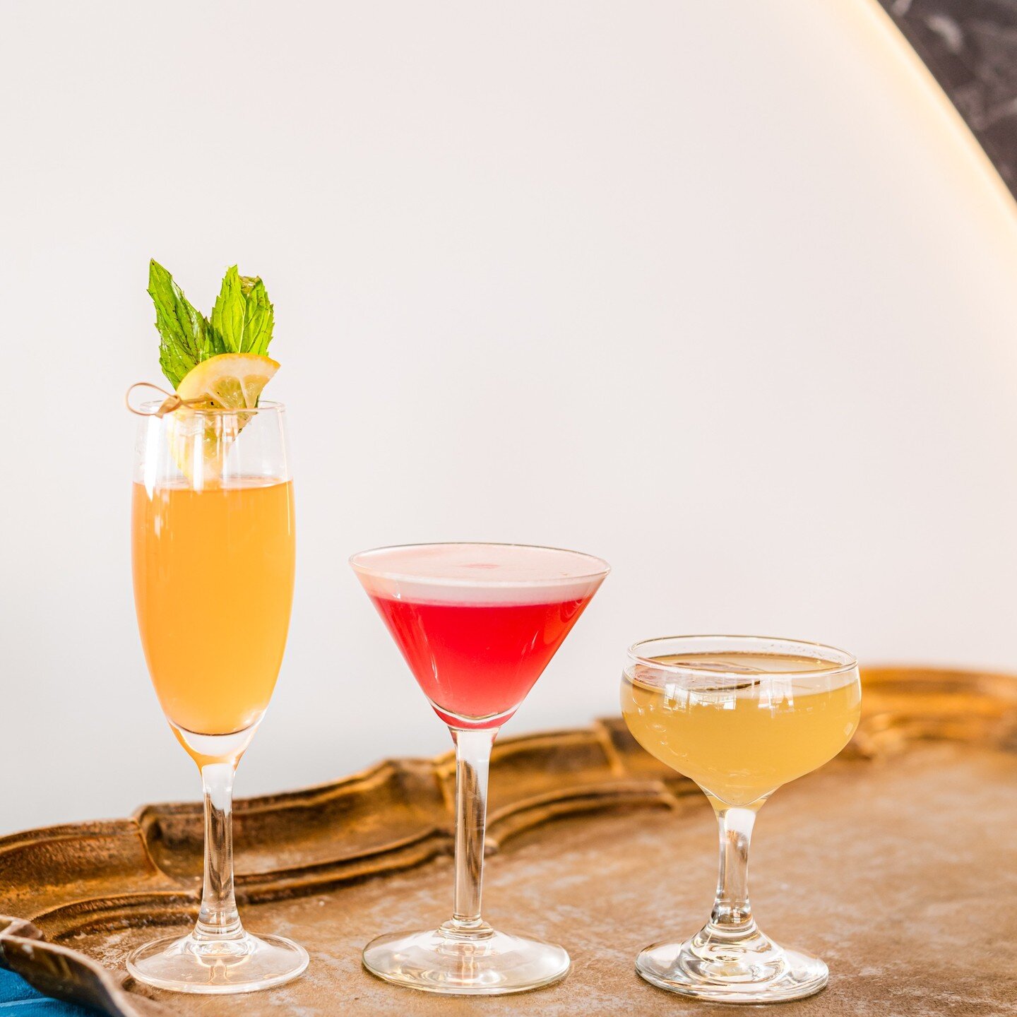 $10 mini-cocktails every Thursday at Junk Lounge 💜 Enjoy a range of spice-infused cocktails and Asian-fusion dishes that are guaranteed to excite your tastebuds.