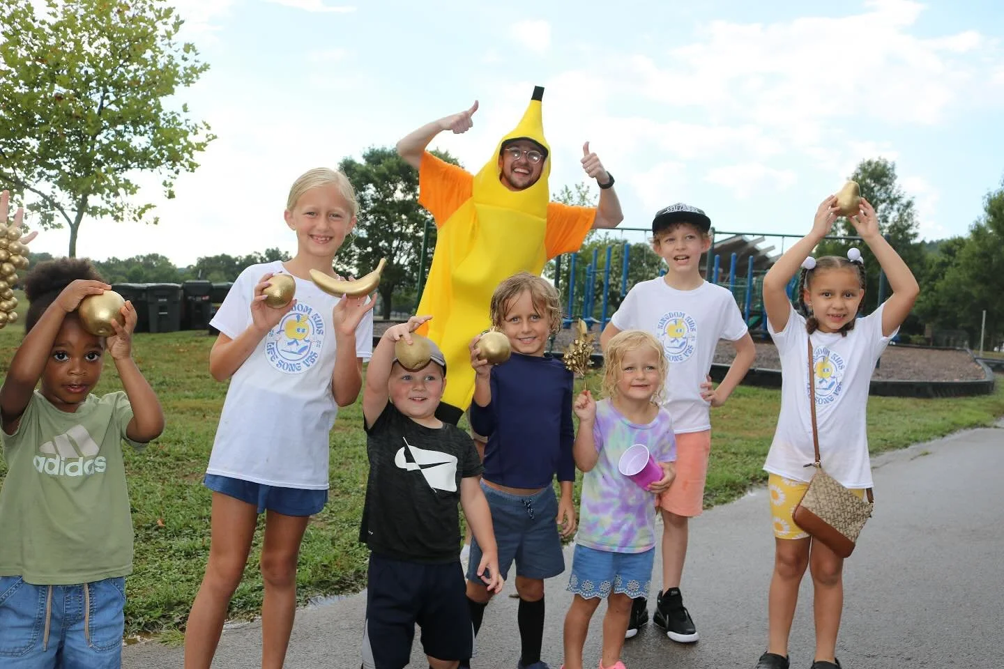 We&rsquo;re having a BLAST at VBS! This week the kids are learning about the fruits of the spirit! We went on a scavenger hunt for gold fruits, made some tie-dye shirts, and made some good memories! Day 2 starts tonight at 5 at Victor Ashe Park! 🎉
