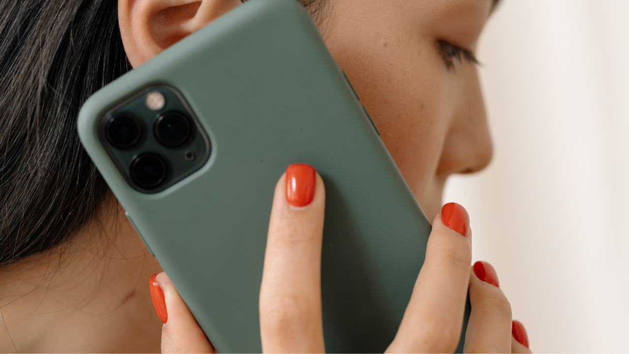 Nat Phillips offers a free 15-minute phone consultation for clients to check for fit and answer any questions.