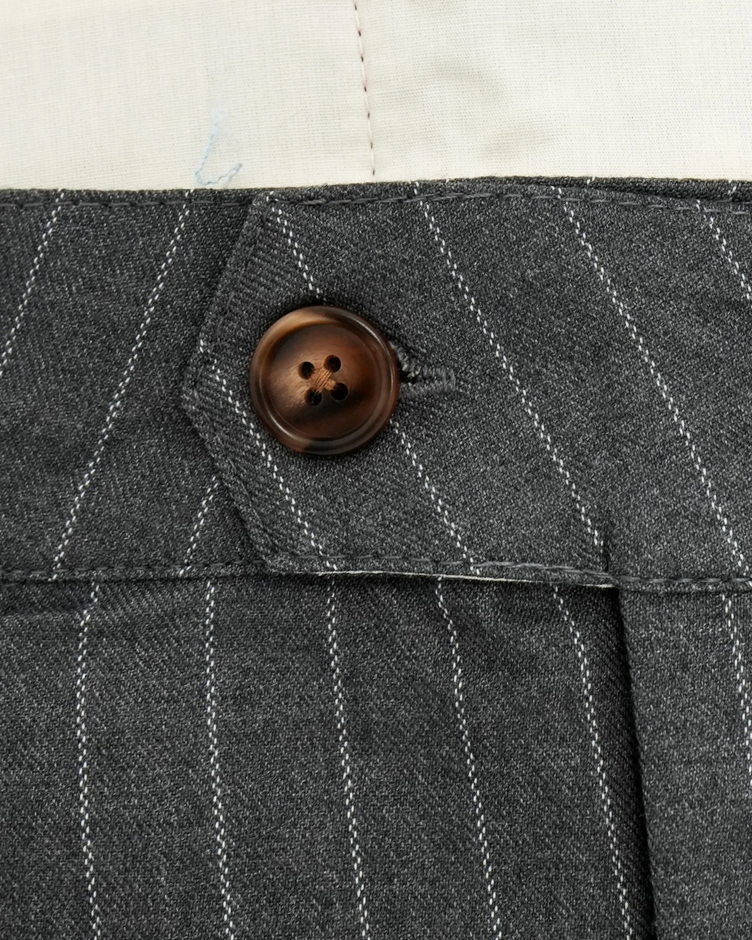 pleated short web8.jpg