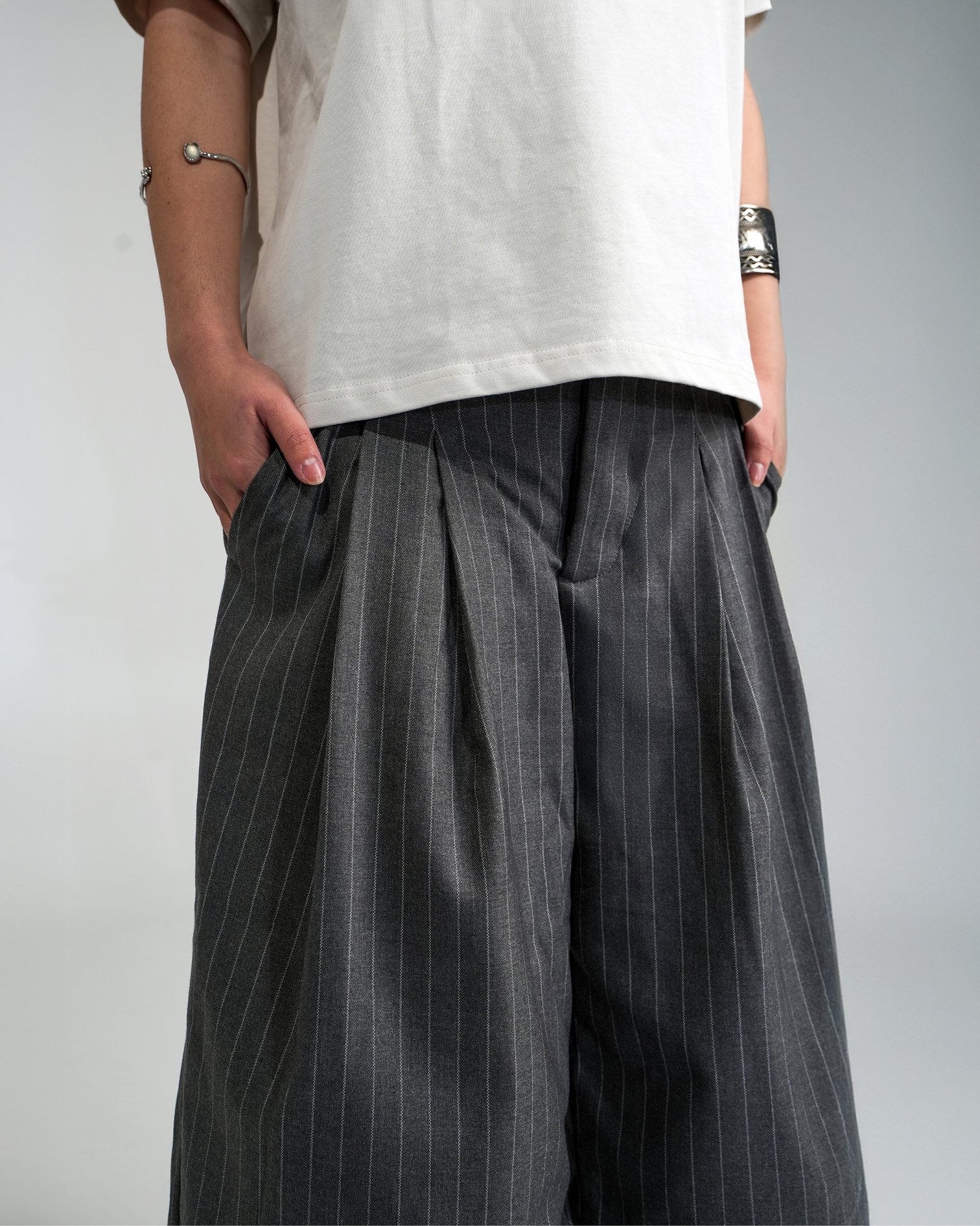 pleated short web7.jpg