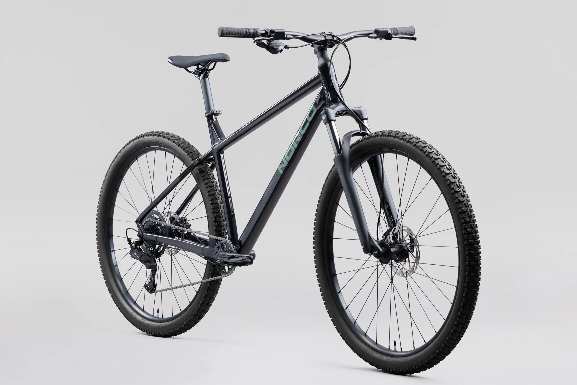 MY27_STORM 3 29 BLACK Quarter View.jpg