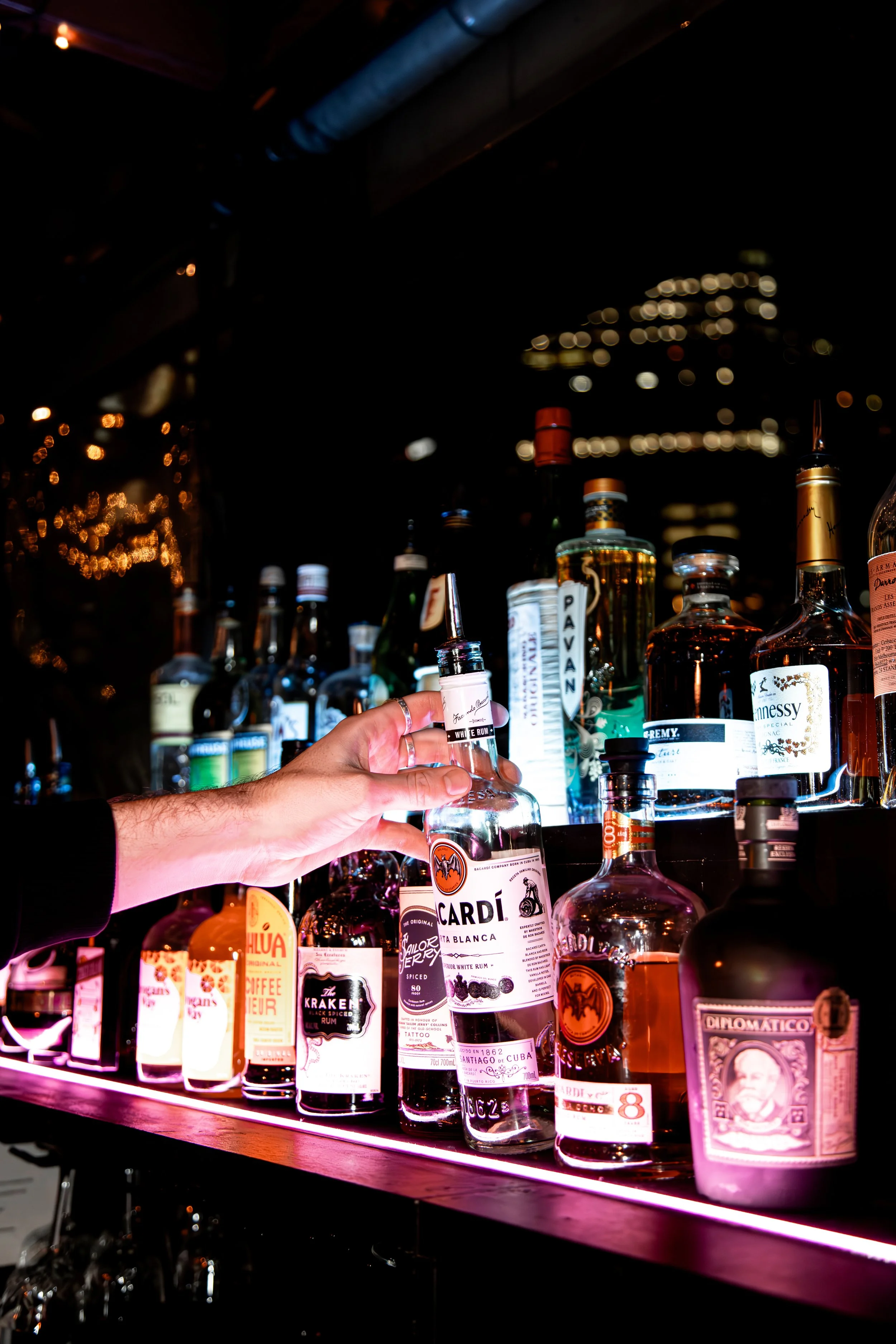 Winter drinks at Goldilocks Rooftop Bar in Melbourne CBD, featuring cocktails, mulled wine and rooftop bar favourites.