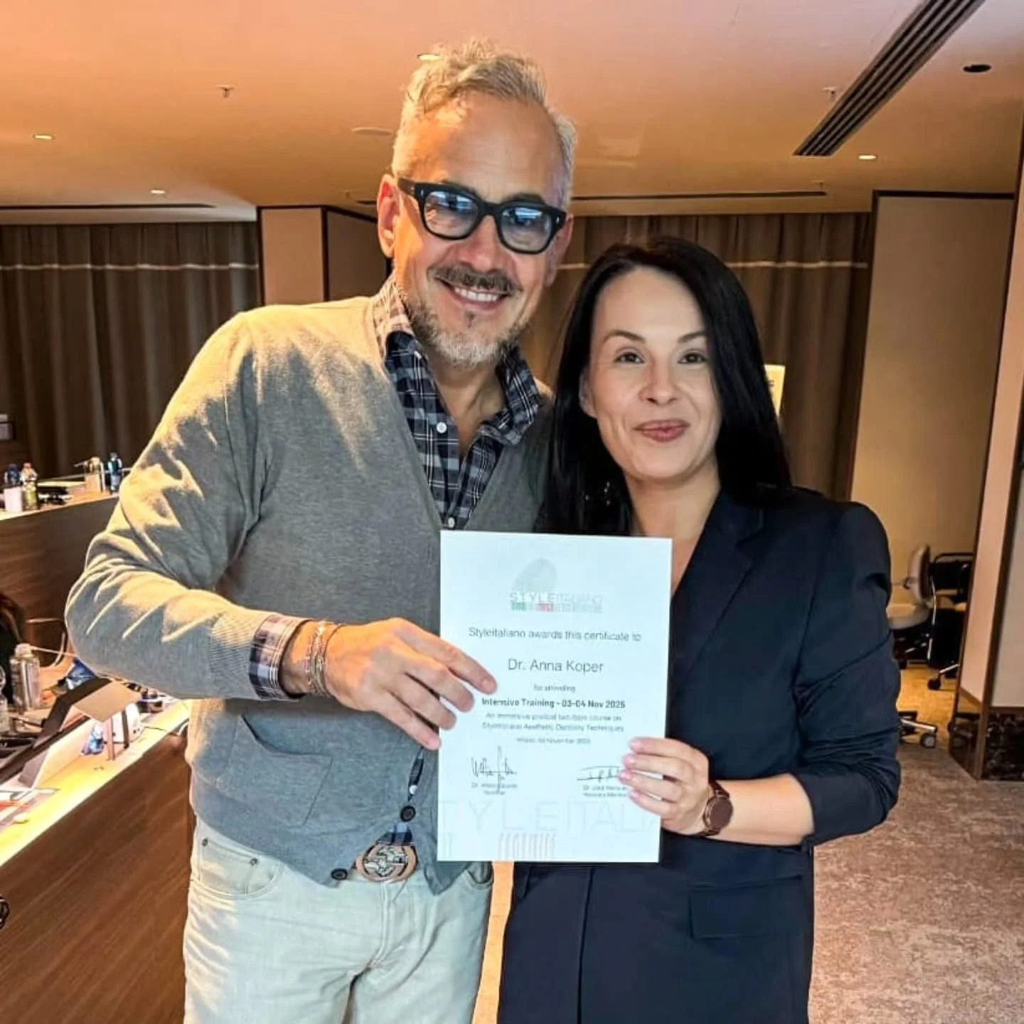 Nieustannie podnoszę swoje kwalifikacje w zakresie #bonding i lic&oacute;wek. Cykl szkoleń Style Italiano idealnie wpisuje się w moje podejście do stomatologii estetycznej &ndash; ta włoska szkoła jest mi niezwykle bliska i naturalnie łączy się z moj