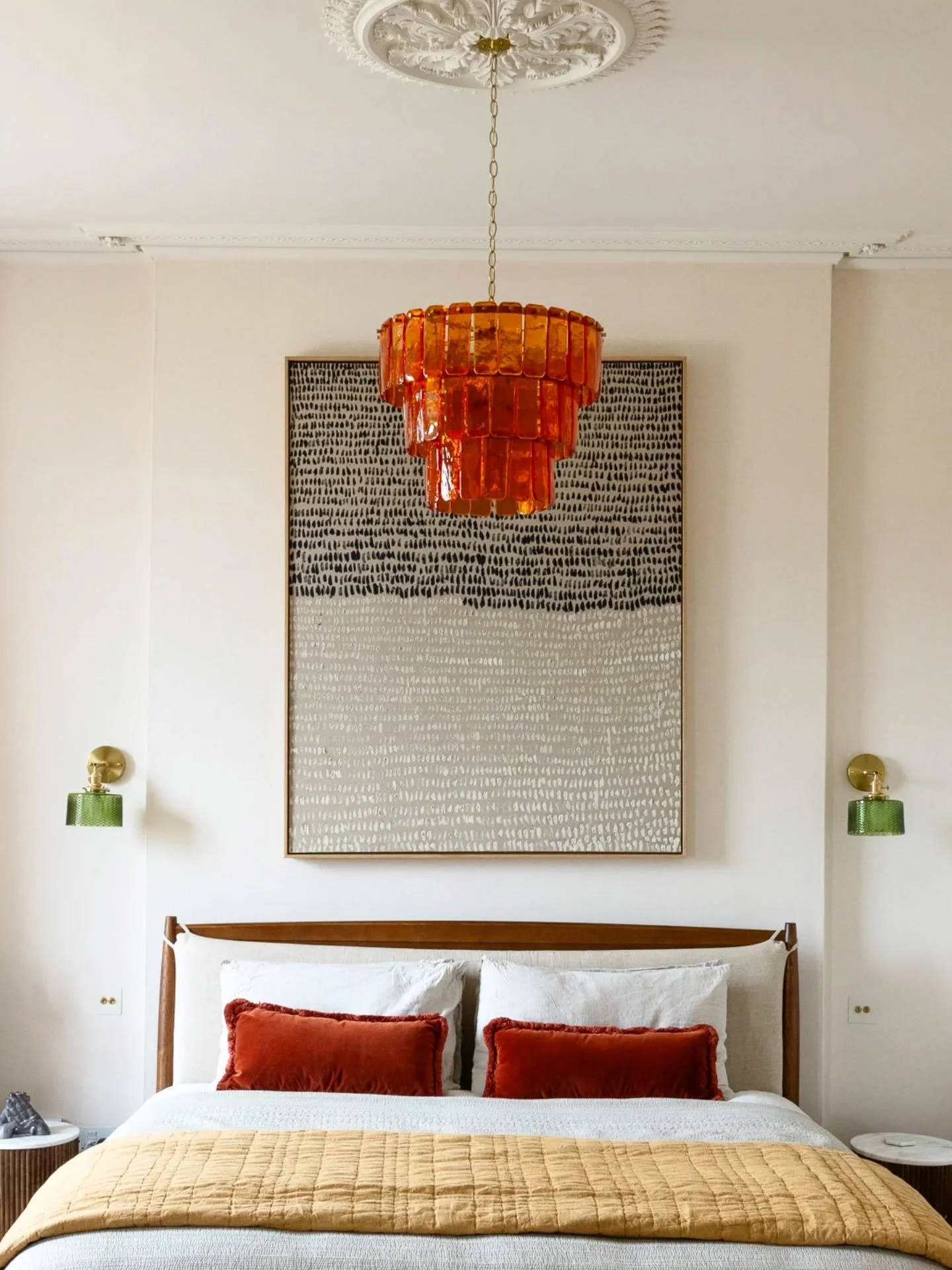 A room with good bones always knows how to whisper what it wants.

SHORT: This principal bedroom in our Georgian Family Home project in Bristol came to us with the most glorious proportions - 4.5m-high ceilings, meticulous period detailing, and light