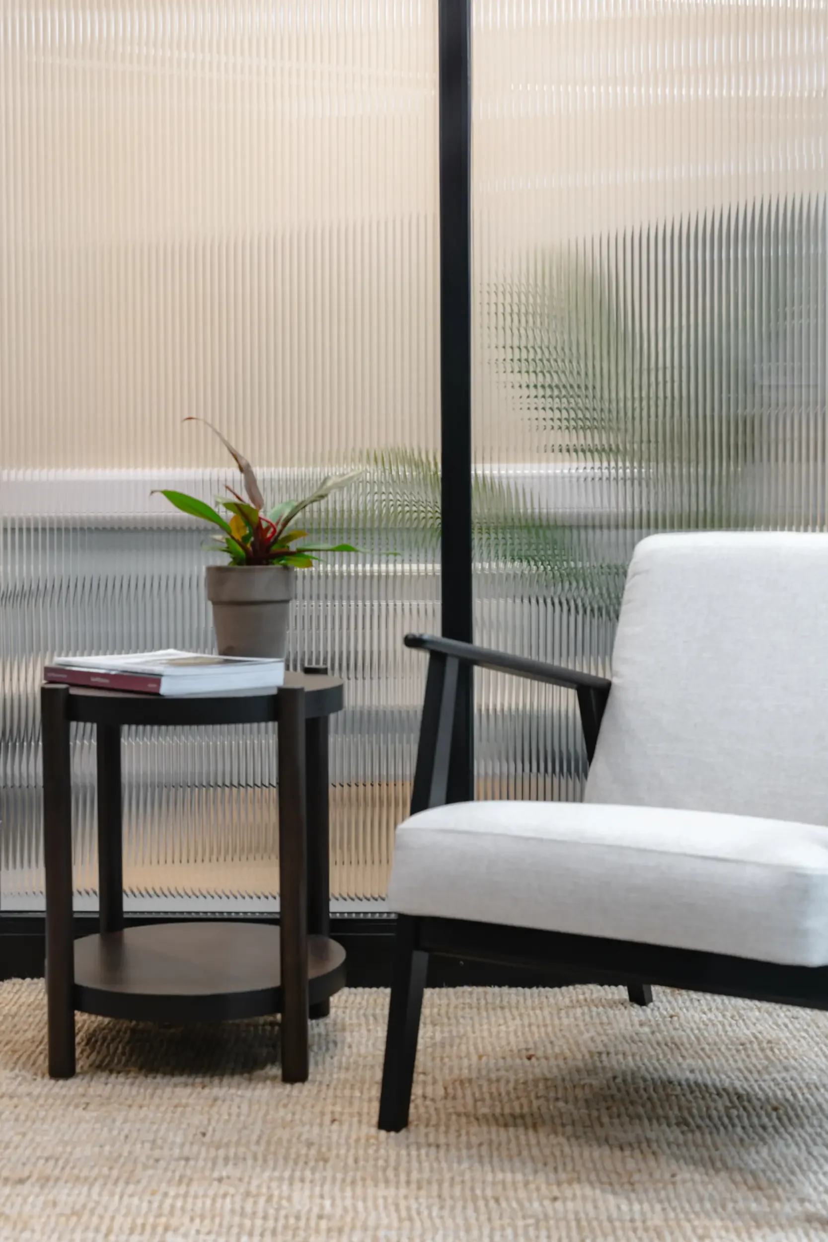 Office renovation in Birmingham. Design by San Stae Interior Design and Art Studio.