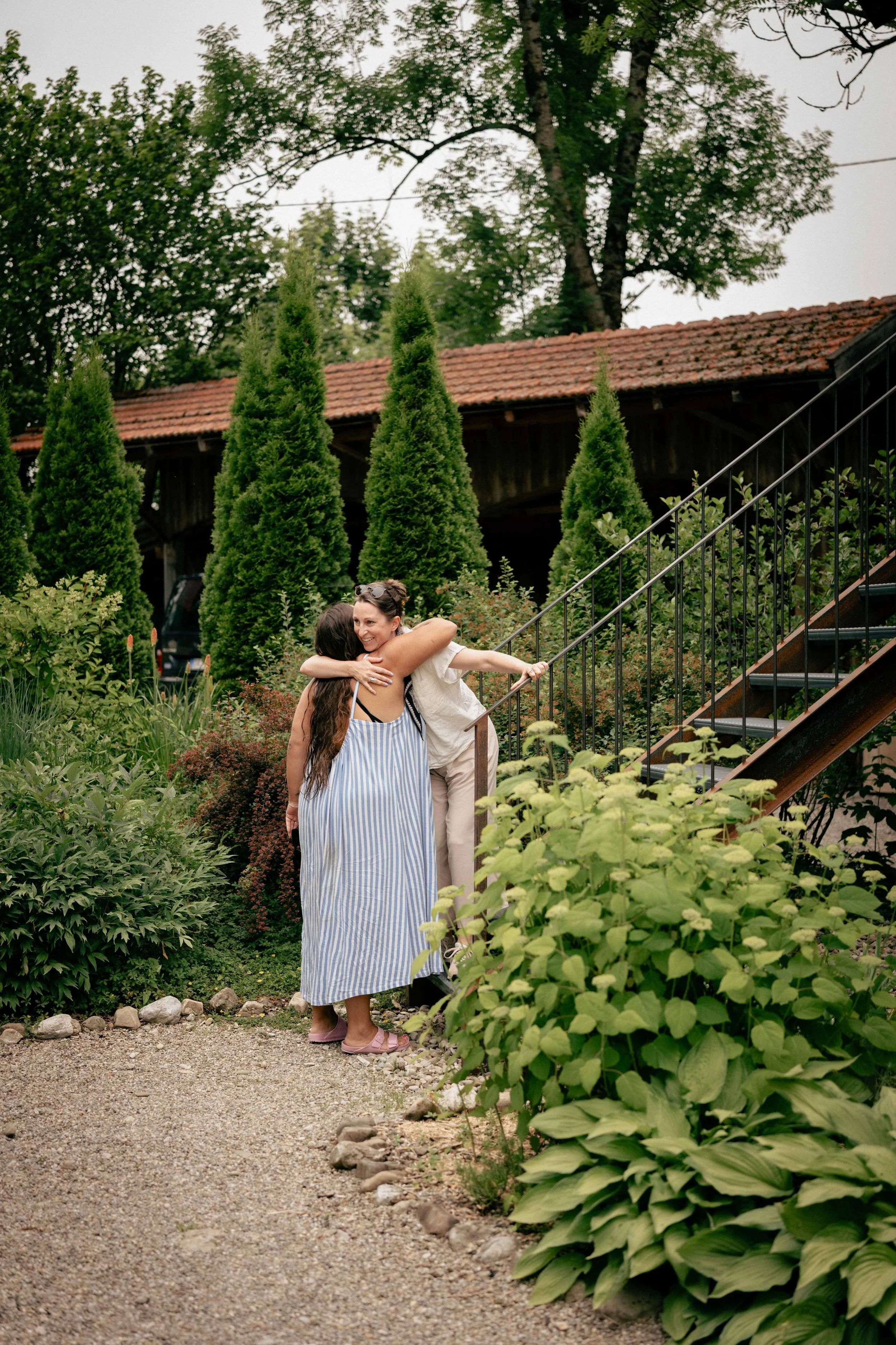 deep connections at out of office creative retreat for women