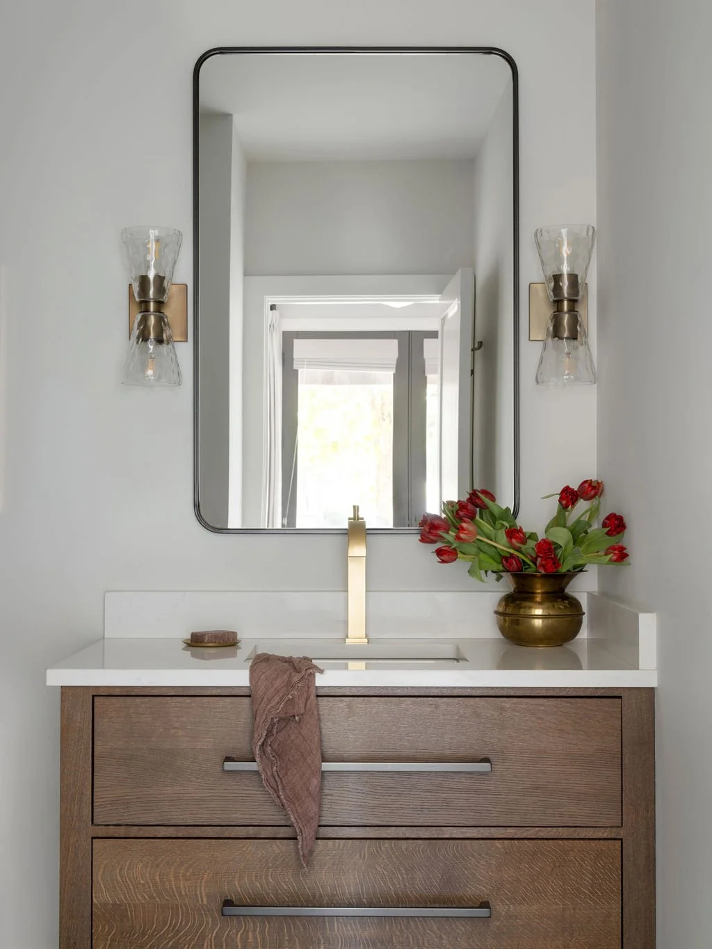 LakeOconee4_11_23_RusticWhite031.jpg