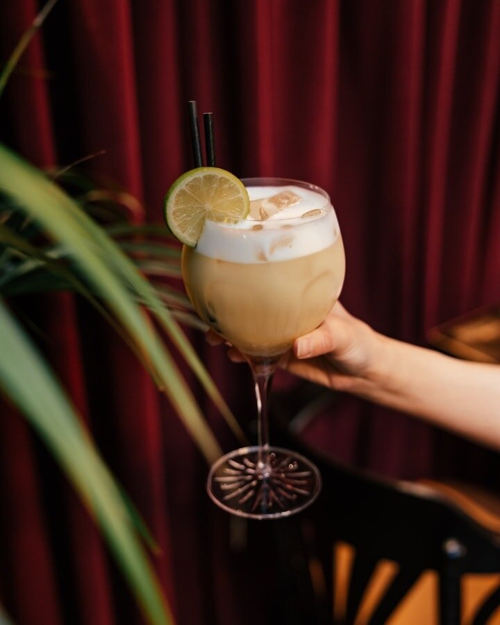 Call the crew because it's time to head out out!

 We are open until 3am so you know we have your night out covered with banging tunes and delicious drinks.⁠
⁠
#cocktailbar #craftcocktails #cocktailtime #drinks #drinkstagram #craftcocktail #bizarron 