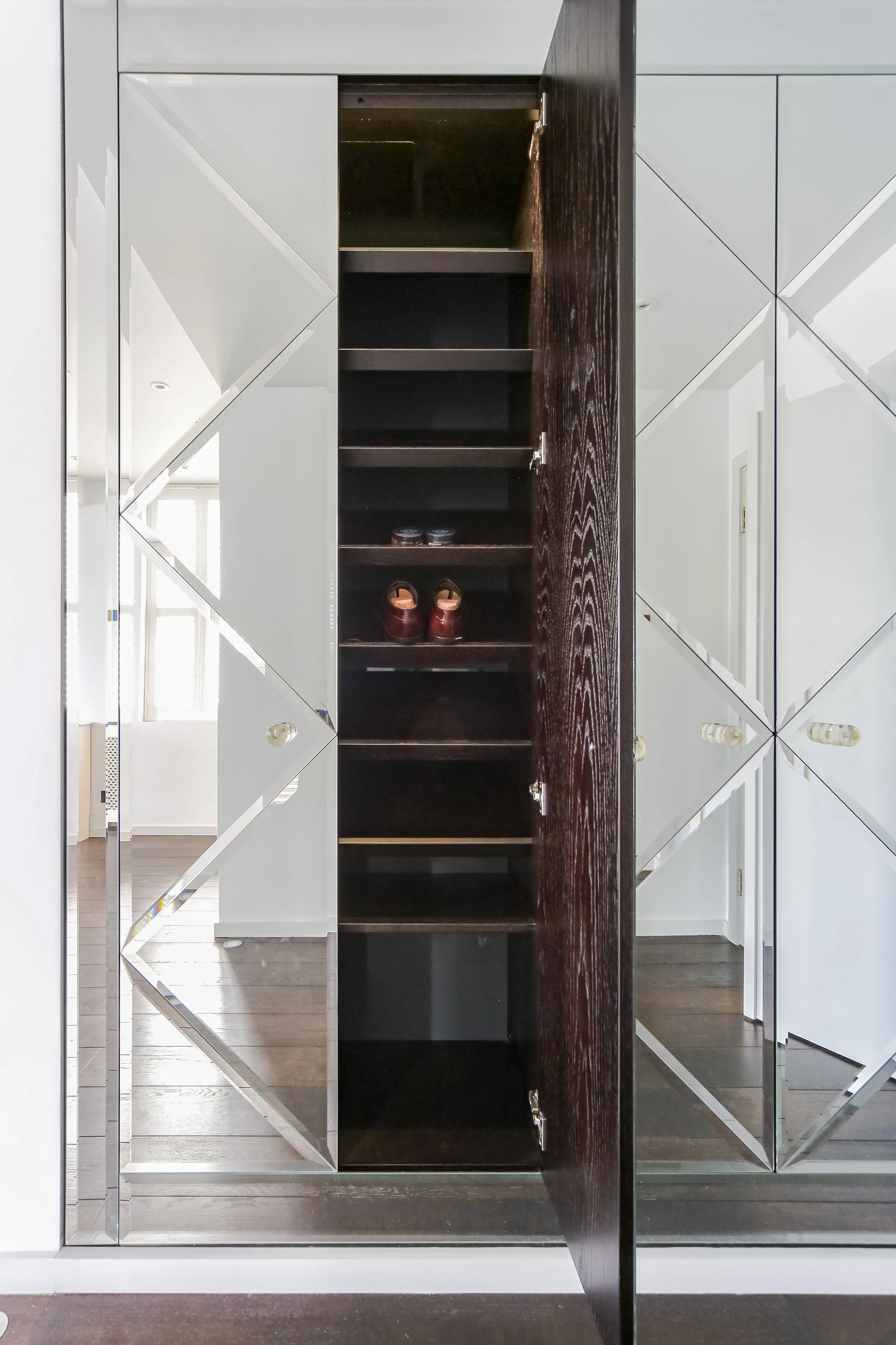 F4 17 Upper Grovesnor Street_34.JPG