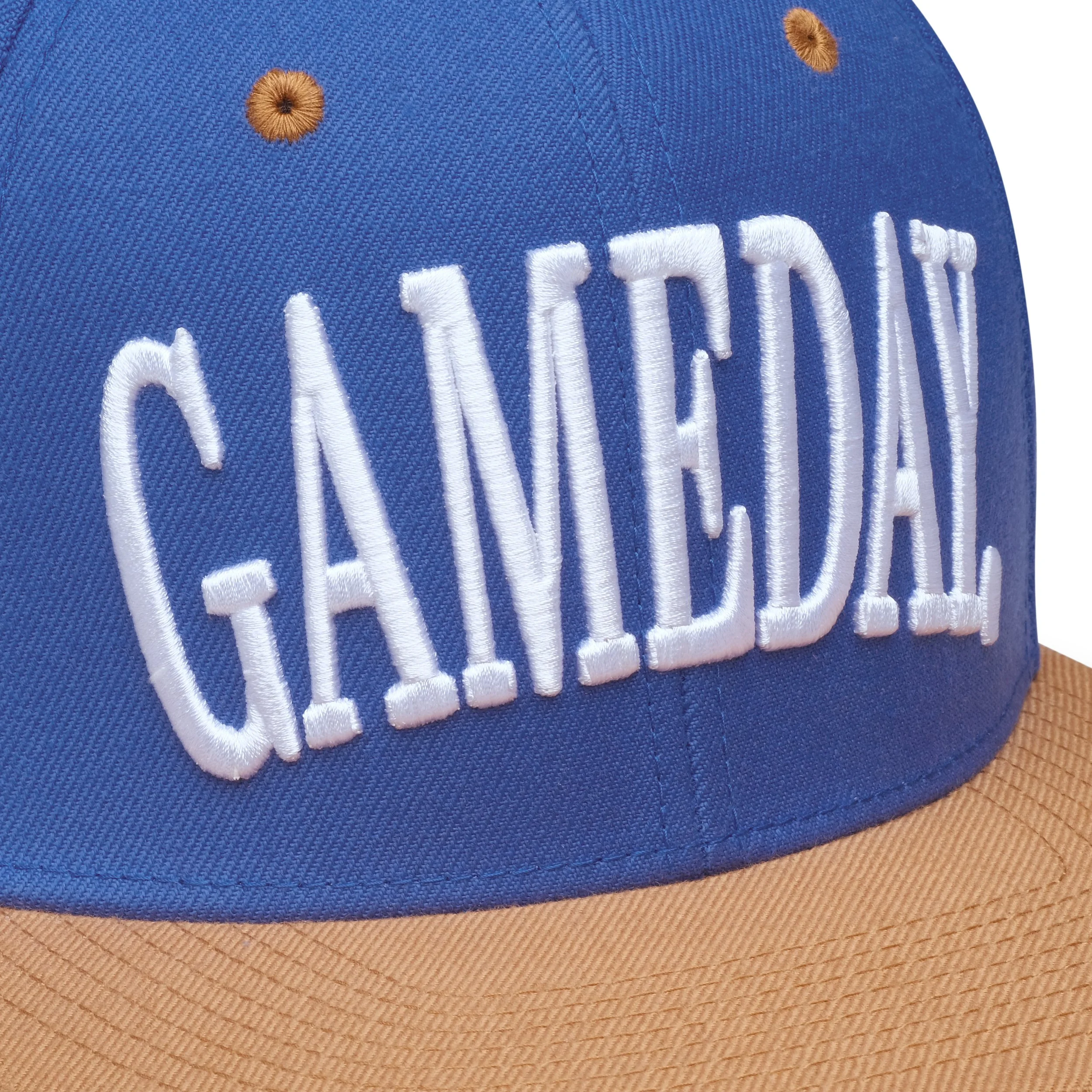 Frontplay_Flatbrim_Detail01_Wheat SL#23, Blue SL#16.jpg