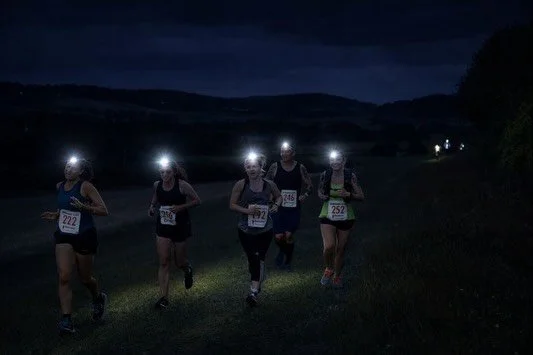 We are stoked to announce the launch of the inaugural Chiltern Hills Backyard Ultra, hosted exclusively on the stunning Bradenham Estate in the heart of the Chiltern Hills Area of Outstanding Natural Beauty. The course winds through wildflower meadow