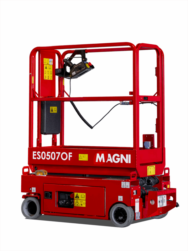 Magni-Teleskoptruck-Truck-Lift-Anleggsmaskiner-Industri-Maskiner-Correct-Maskin-CD4200-Elektrisk
