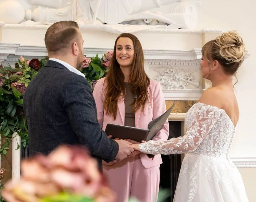 Michelle Park Celebrant delivers a wedding in Halifax West Yorkshire 