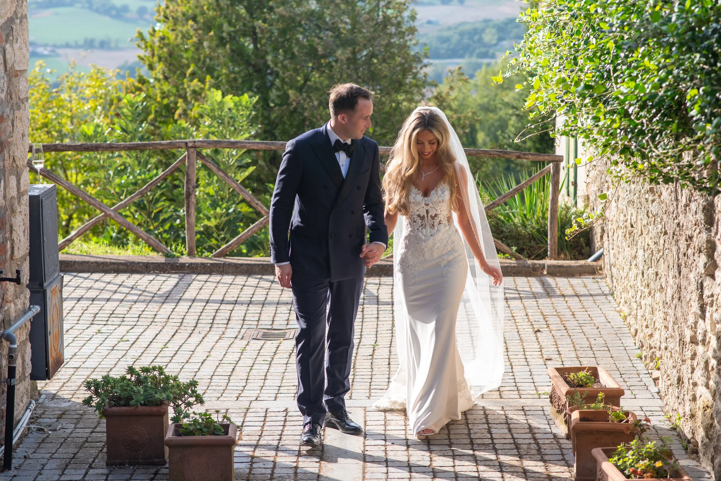 Sarah & Matz - Castello di Montignano -35.jpg