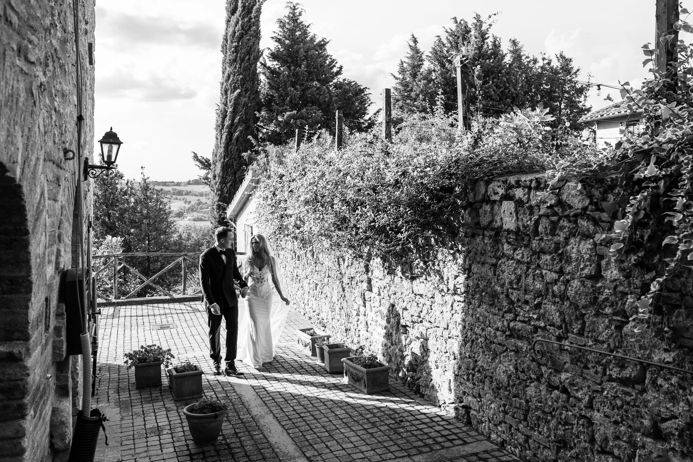 Sarah & Matz - Castello di Montignano -36.jpg